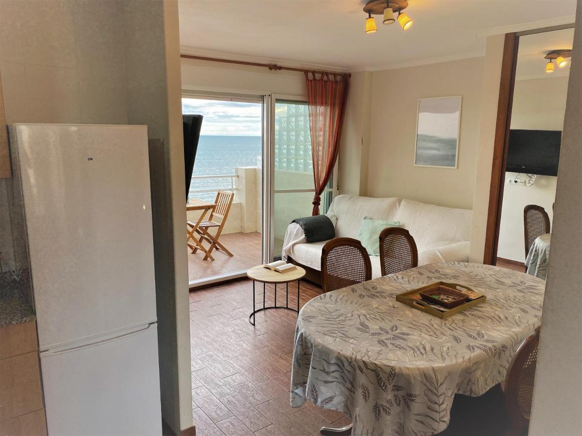 Beachfront Apartment With A Terrace Mareny Barraquetas エクステリア 写真